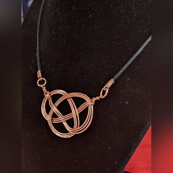 Hand Crafted Copper Celtic Knot Necklace - Picture 3 of 6